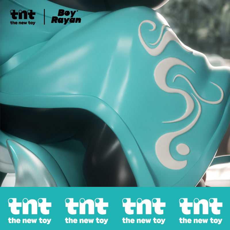 Rayan Cloud-Top Tea PLUS Figurine